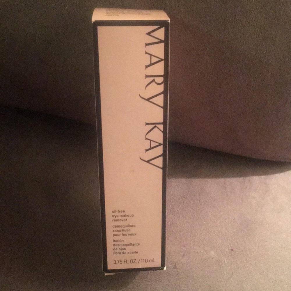 Mary Kay Oil Free Makeup Remover